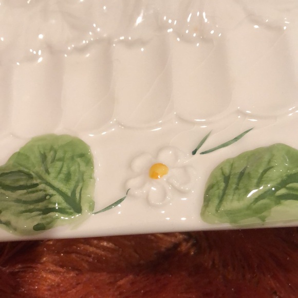 🍓🍃Stunning hand painted ceramic serving piece🌼 - Picture 12 of 12